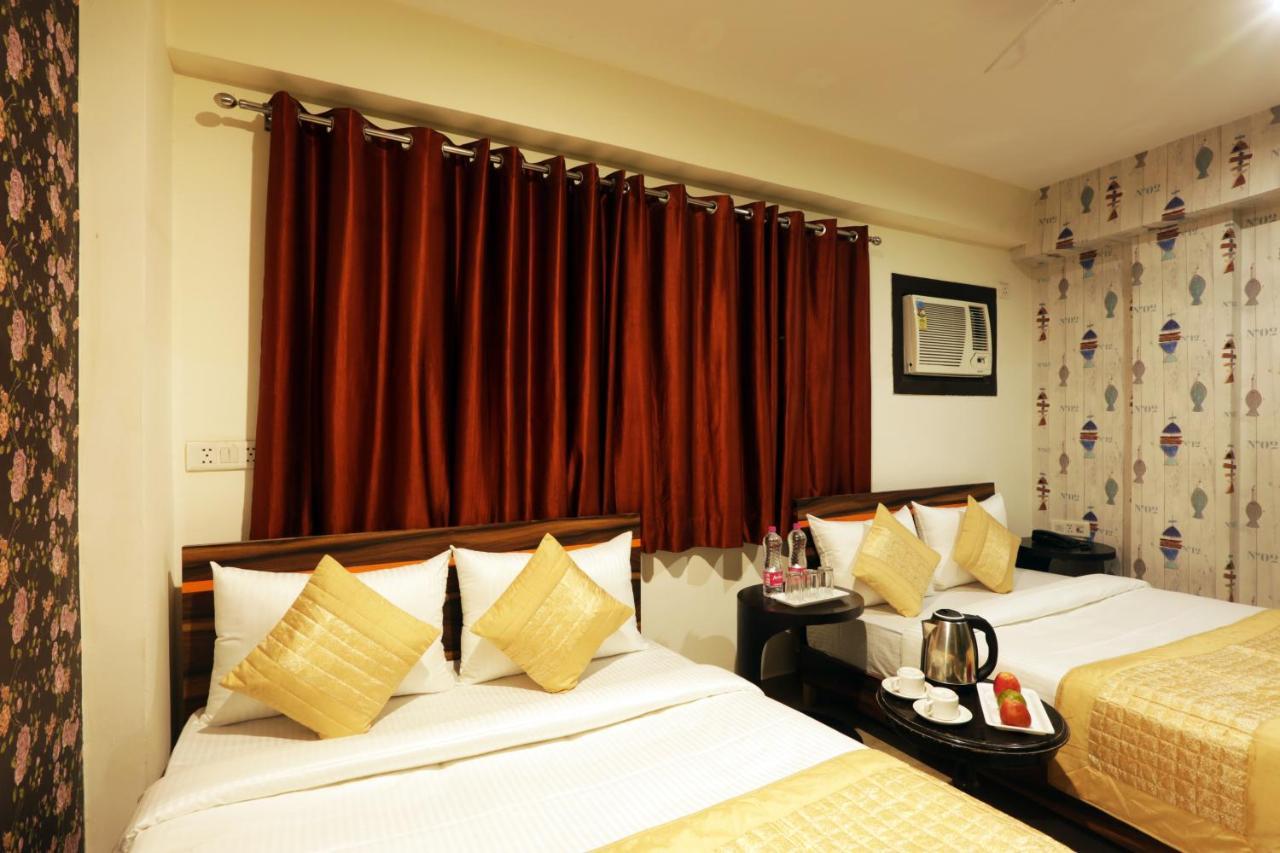 Square Plaza At Airport 3* New Delhi